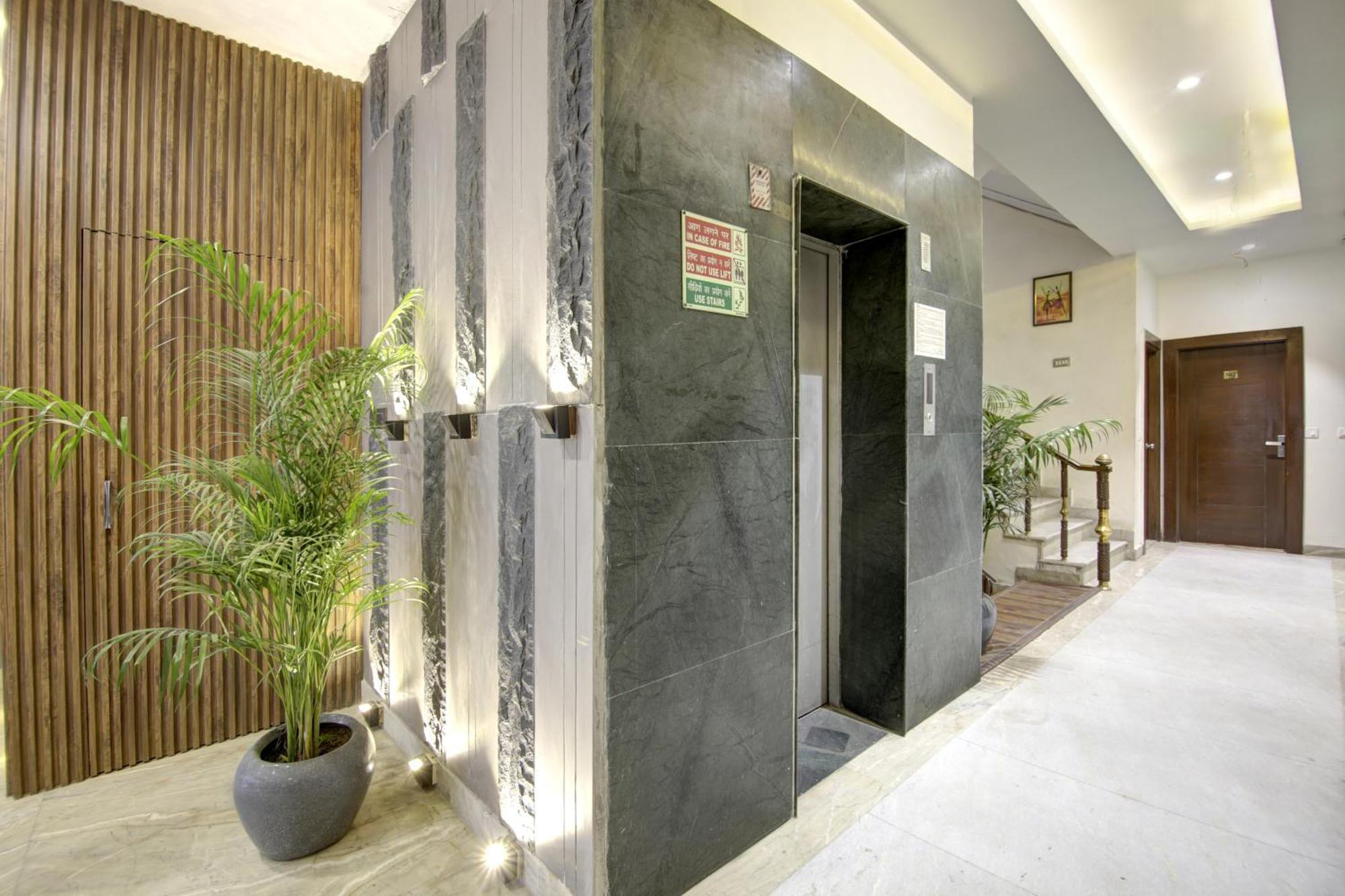Hotel Kashish Plaza - 5 Mins From Metro Station Delhi  Exterior foto