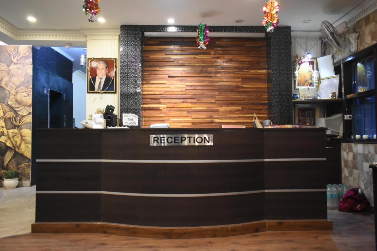 Hotel Kashish Plaza - 5 Mins From Metro Station Delhi  Exterior foto