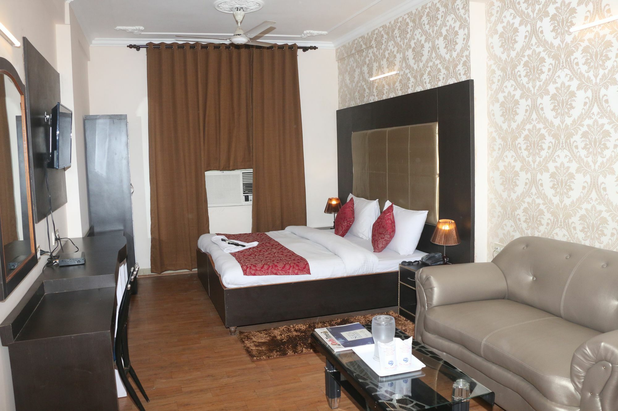 Hotel Kashish Plaza - 5 Mins From Metro Station Delhi  Exterior foto